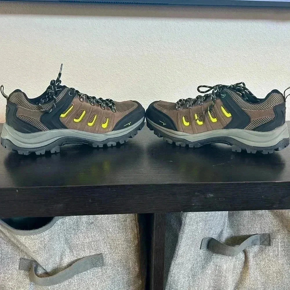 NORTIV Other - NortiV8 Non-Slip Insulated Waterproof Quest-1 Men's Size 9.5 Hiking Shoes NEW